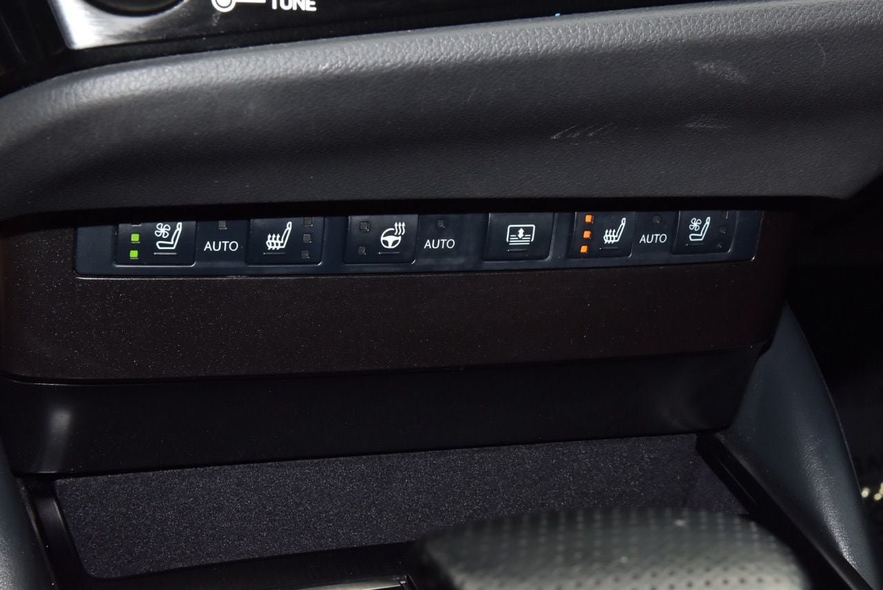 Used 2023 Lexus ES 350 F Sport w/ Accessory Package (Z2) FWD image 30