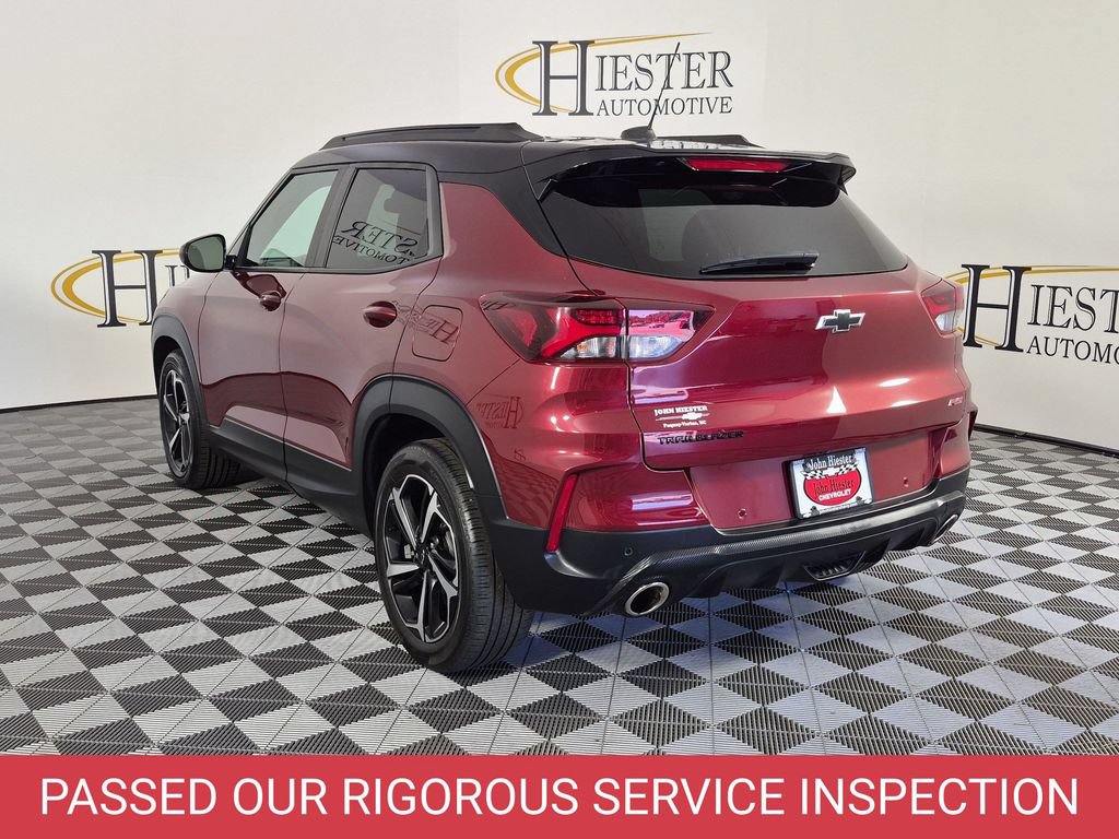 Certified 2022 Chevrolet TrailBlazer RS w/ Sun and Liftgate Package FWD image 6