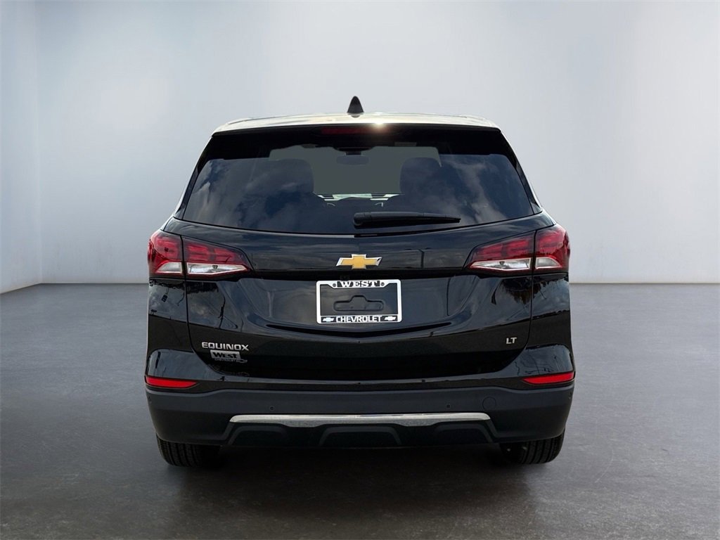 Used 2024 Chevrolet Equinox LT image 4