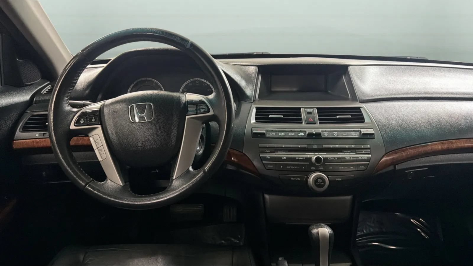 Used 2011 Honda Accord EX-L image 11