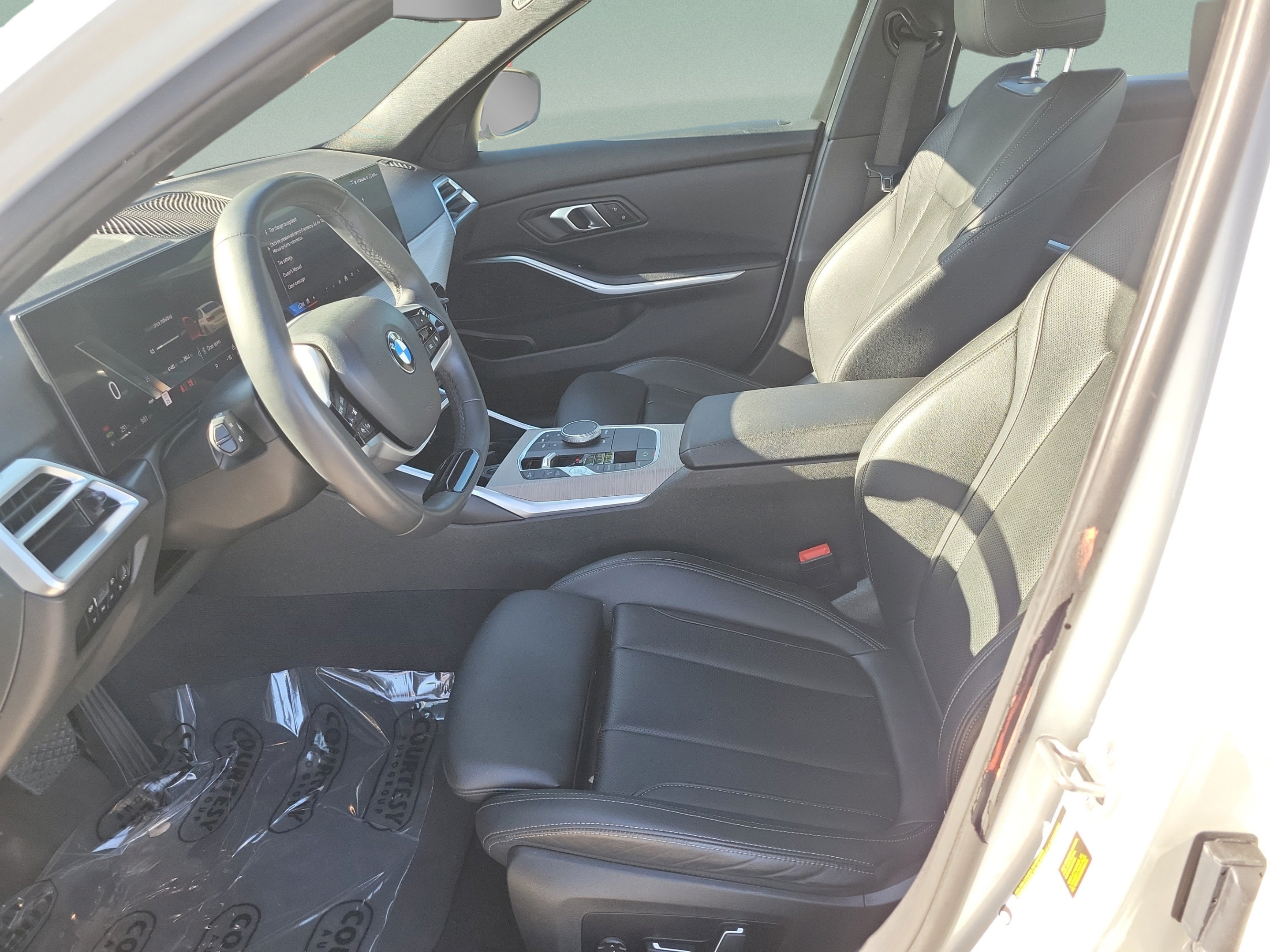 Used 2025 BMW 330i Sedan RWD image 17