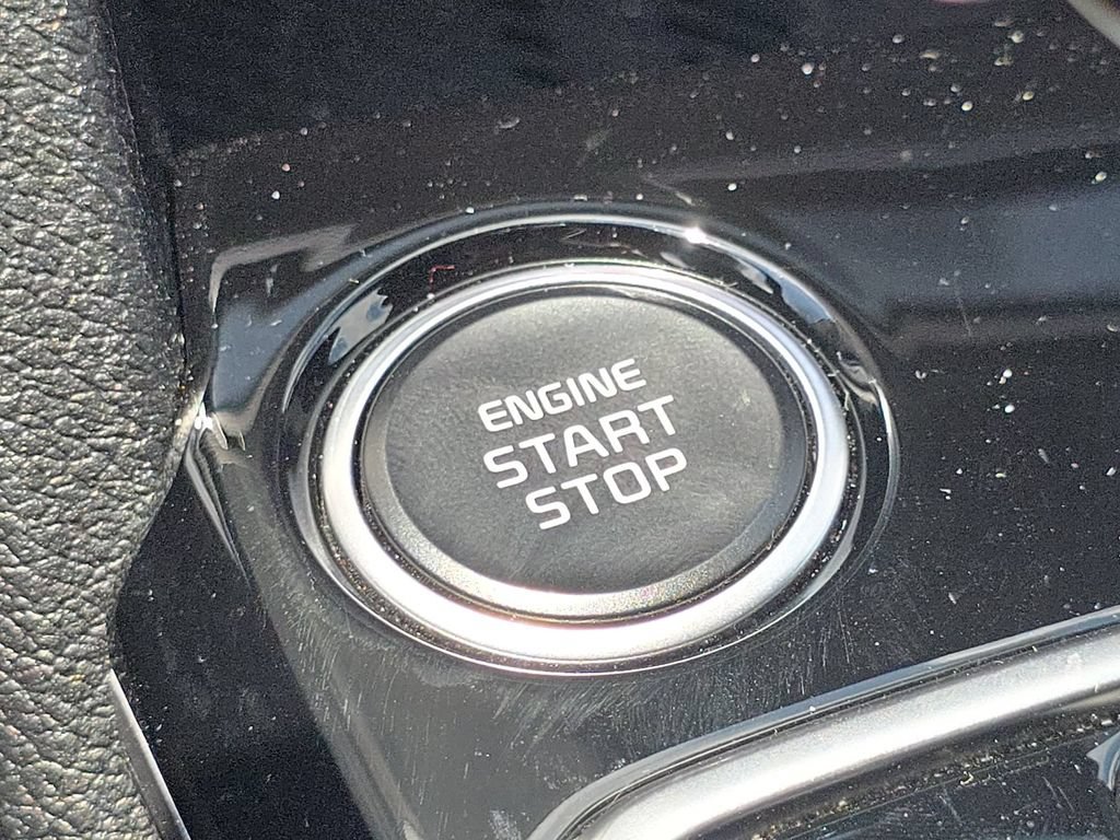 Used 2025 Kia Sportage X-Line w/ Premium Package AWD/4WD image 35