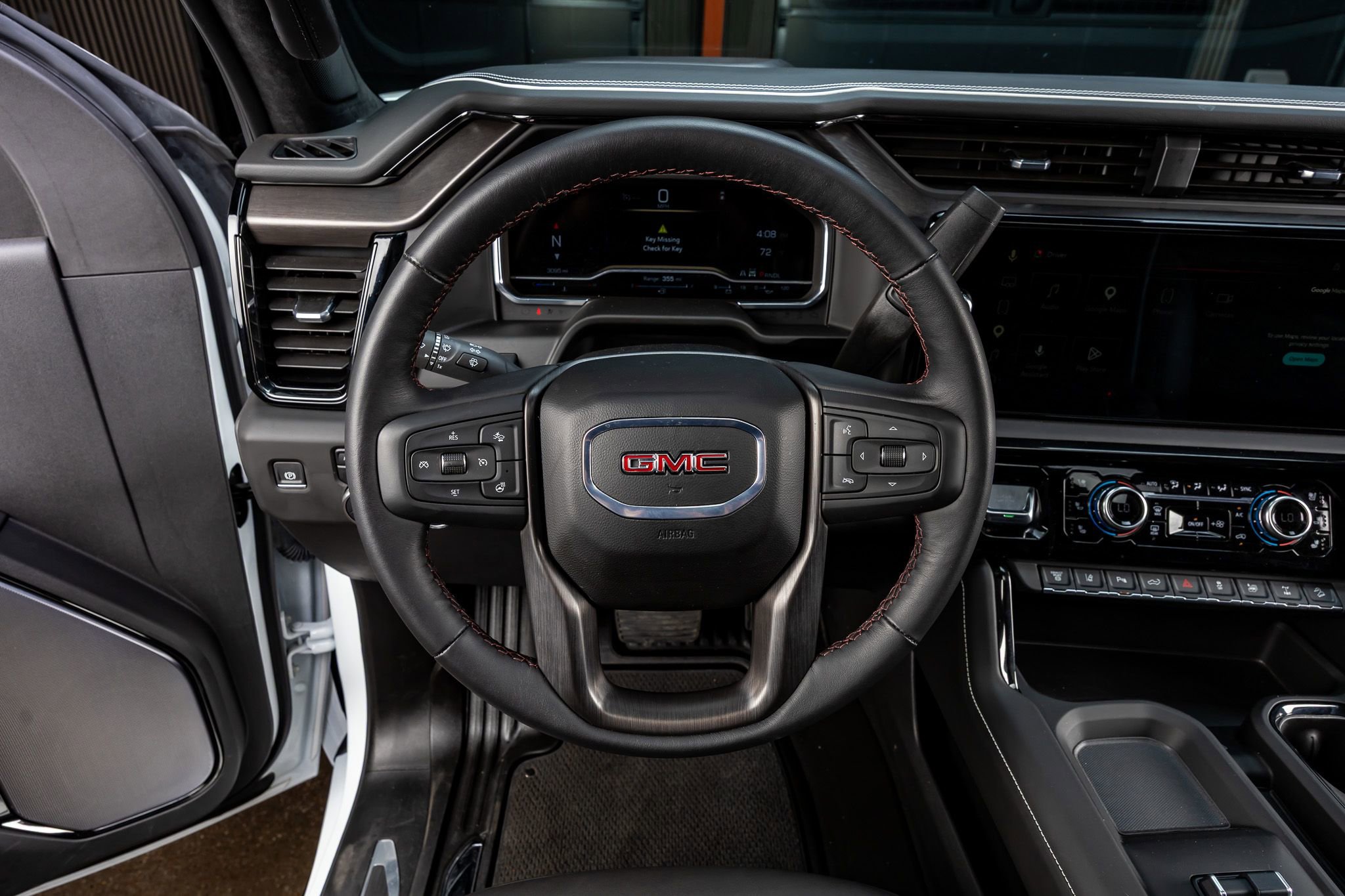 Used 2025 GMC Sierra 2500 AT4X image 19