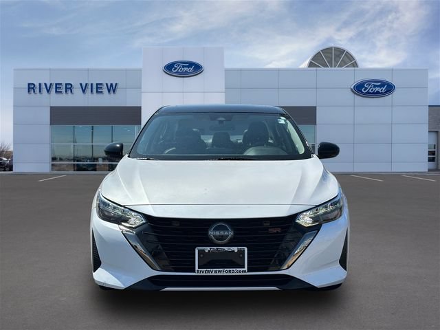 Used 2024 Nissan Sentra SR w/ SR Premium Package FWD image 2