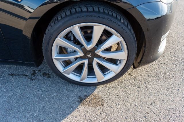 Used 2019 Tesla Model 3 Long Range image 9