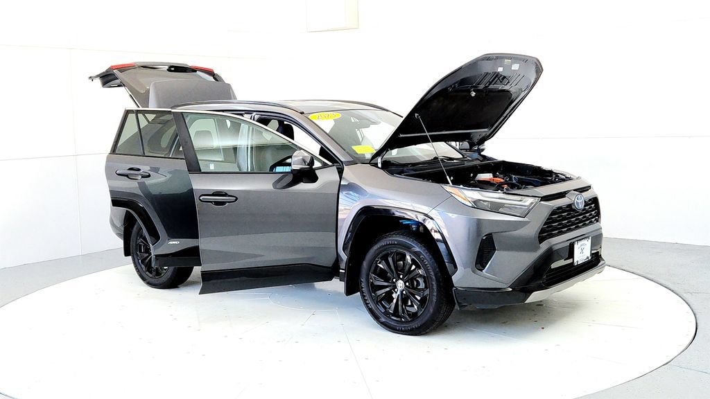 Used 2023 Toyota RAV4 SE AWD/4WD image 12