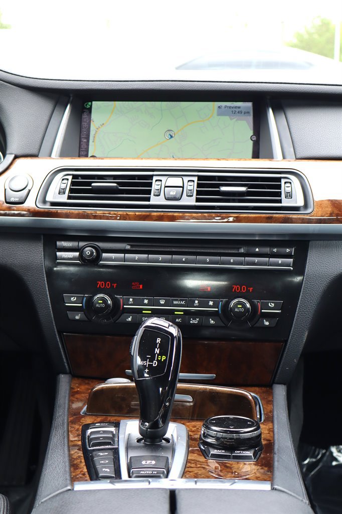 Used 2015 BMW 740Li xDrive AWD/4WD image 12