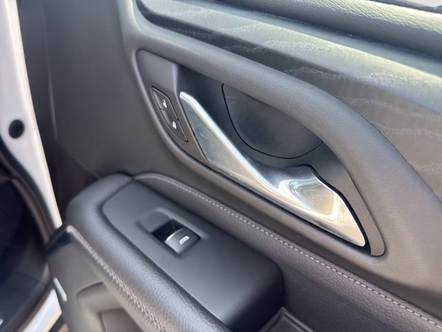 Used 2021 GMC Yukon Denali AWD/4WD image 16