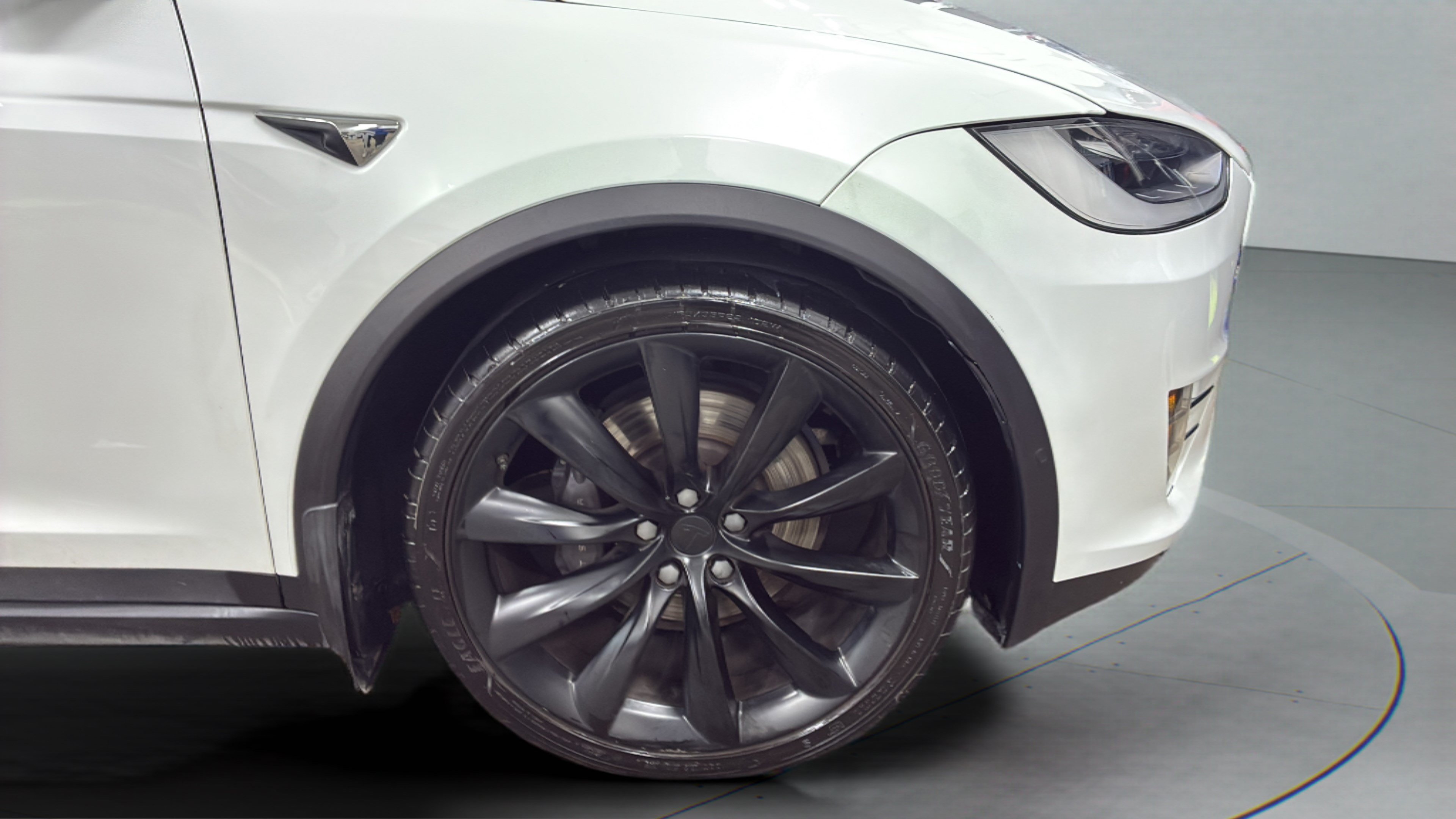 Used 2018 Tesla Model X 100D AWD/4WD image 33