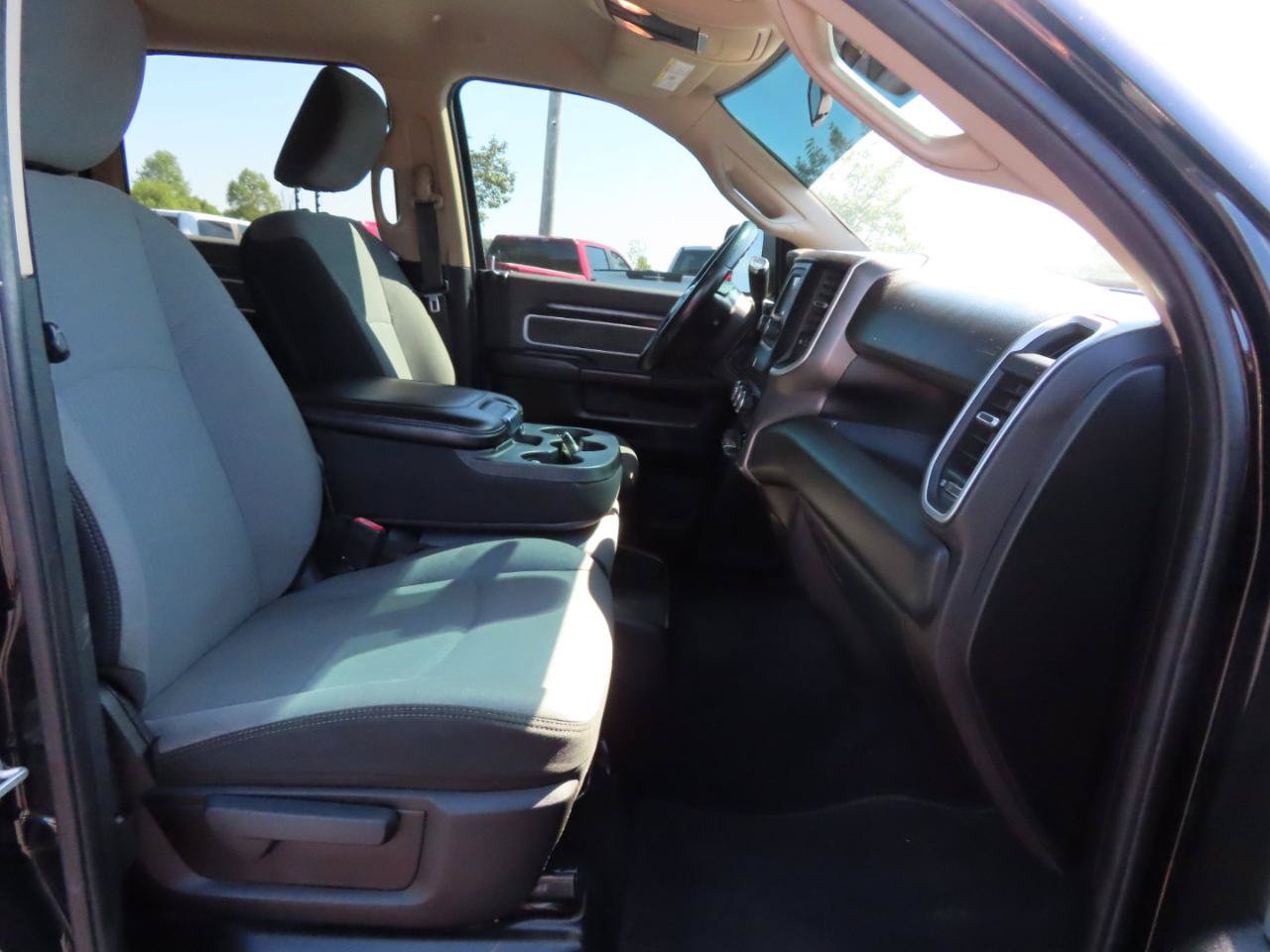 Used 2020 RAM 2500 Big Horn AWD/4WD image 47