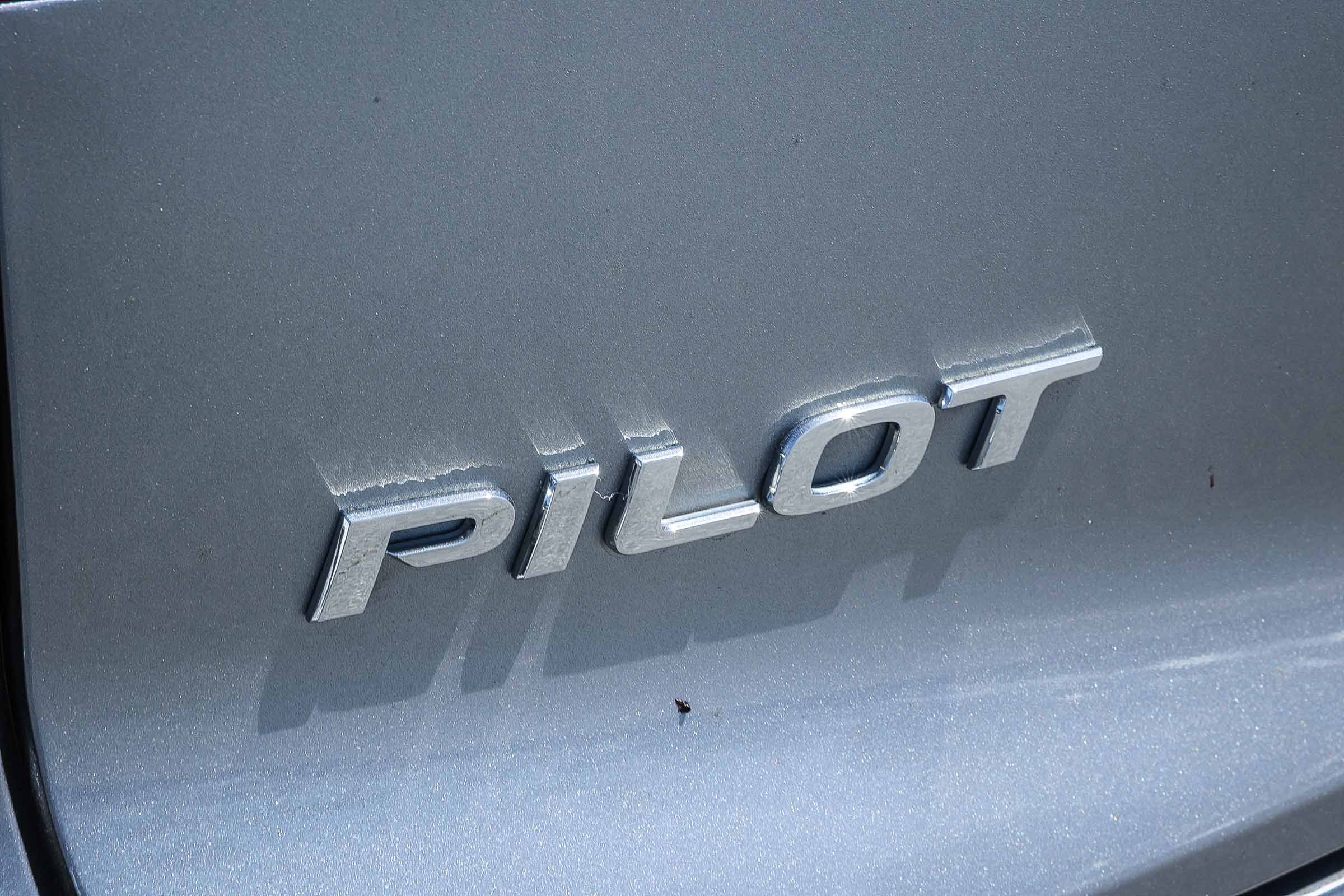 Used 2017 Honda Pilot Touring image 9