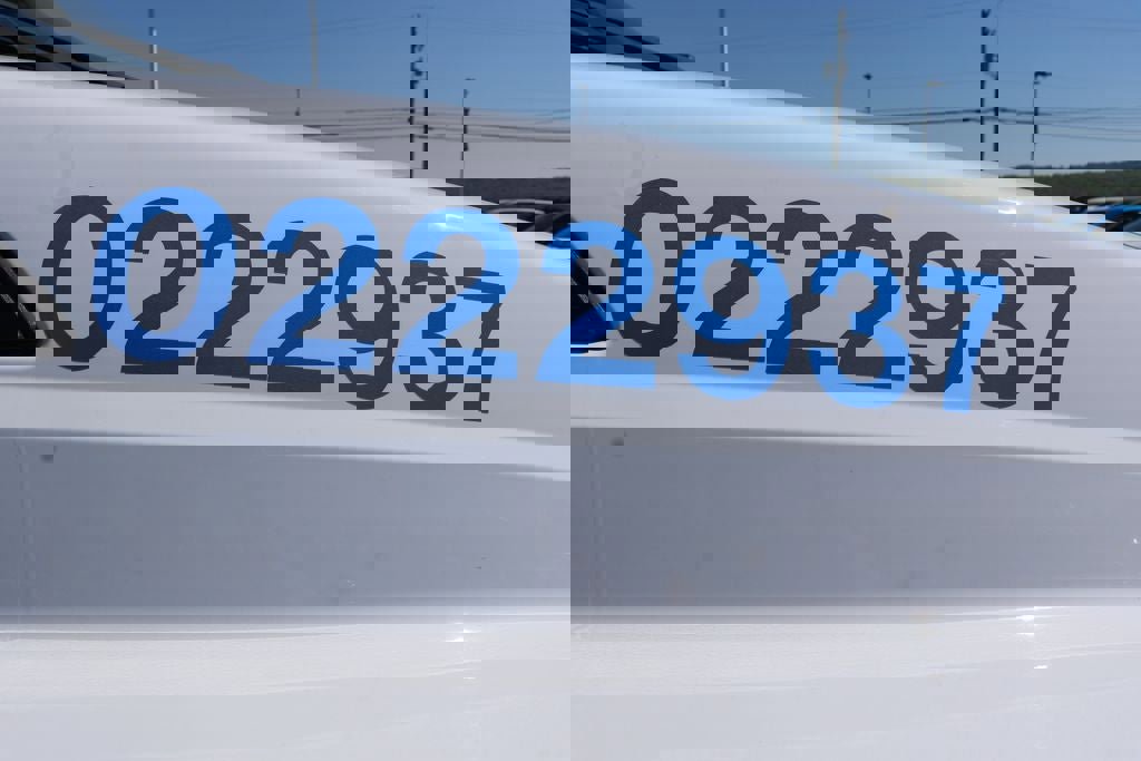 Used 2023 Ford F650 2WD Regular Cab Super Duty image 6