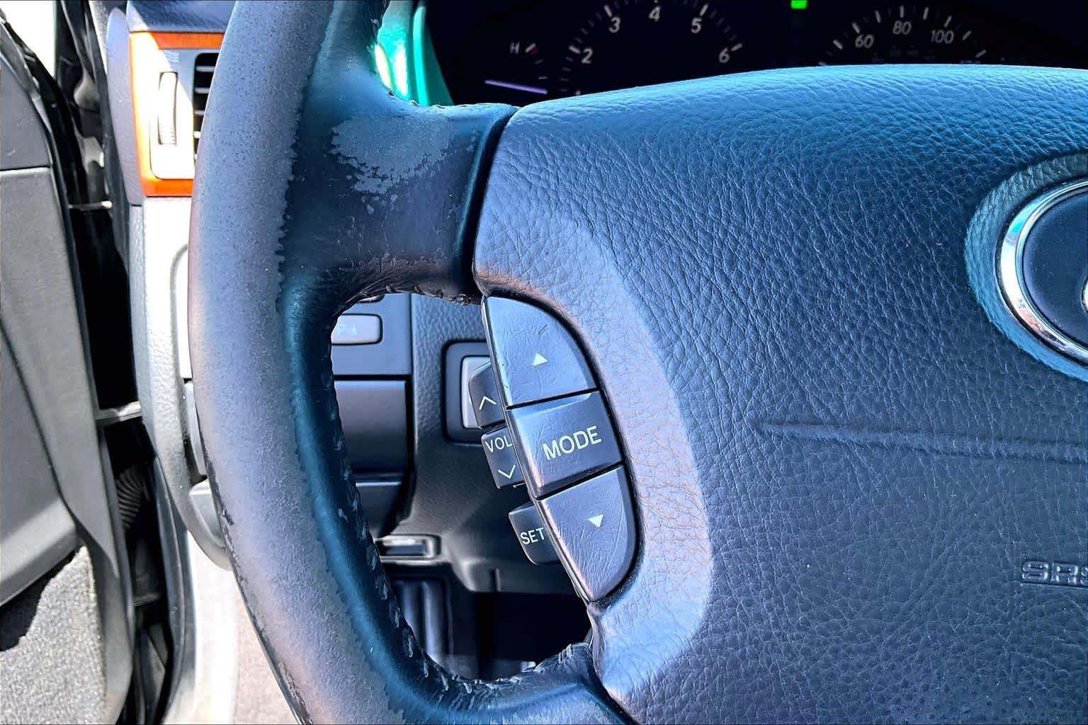 Used 2004 Lexus LS 430 RWD image 21