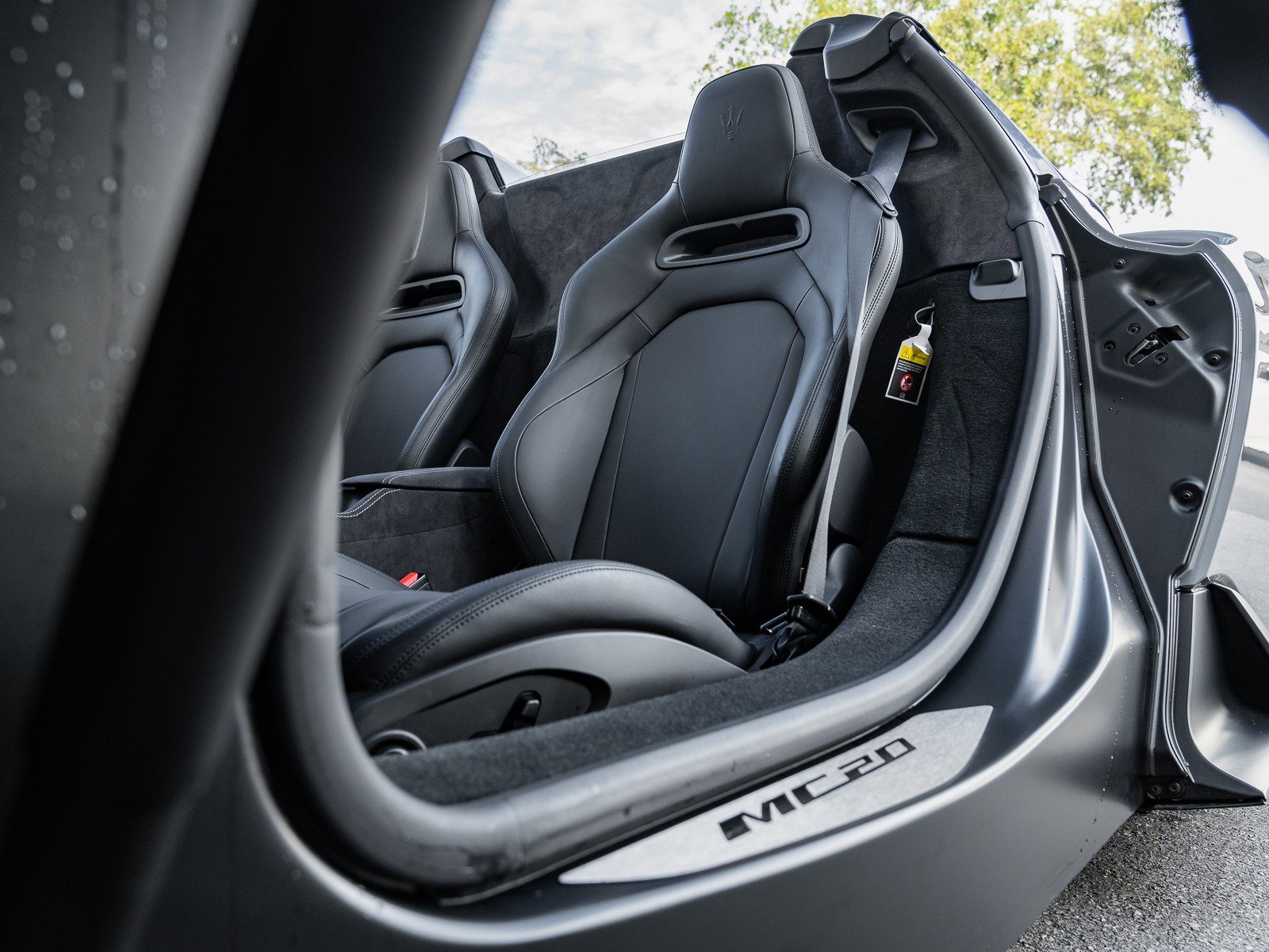 Used 2023 Maserati MC20 Spyder image 13
