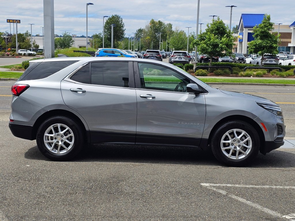 Used 2024 Chevrolet Equinox LT AWD/4WD image 4