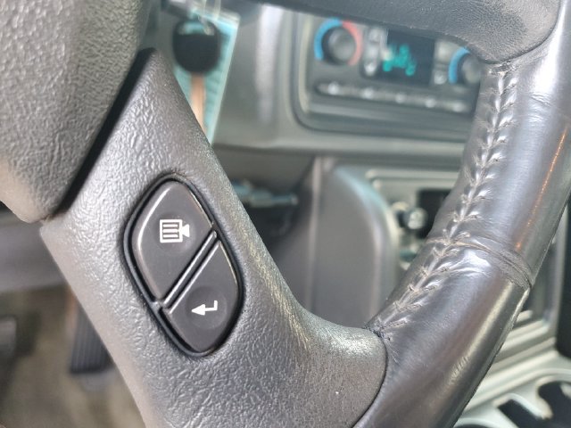 Used 2003 GMC Sierra 3500 SLE AWD/4WD image 25