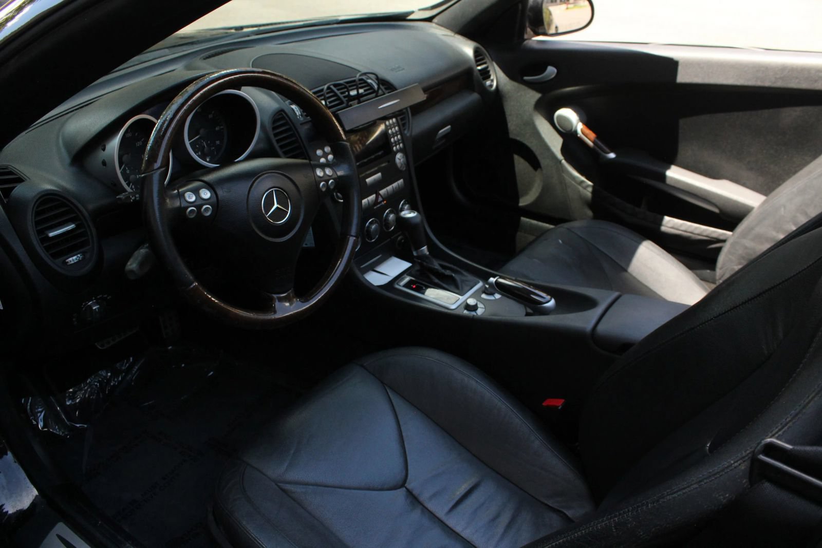 Used 2008 Mercedes-Benz SLK 350 image 13