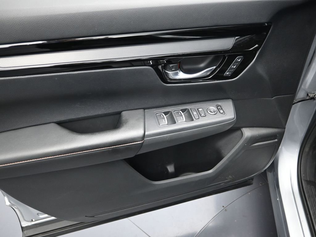 Used 2023 Honda CR-V Sport Touring image 10