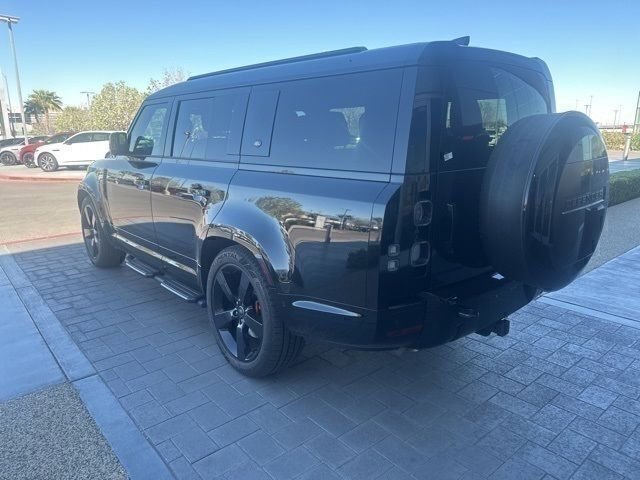Used 2024 Land Rover Defender 130 X image 7