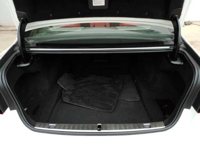 Used 2020 BMW ALPINA B7 xDrive w/ Ambient Air Package AWD/4WD image 30