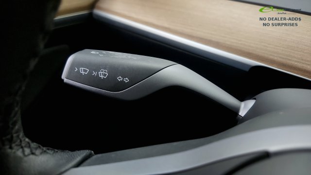 Used 2025 Tesla Model Y Long Range RWD image 60