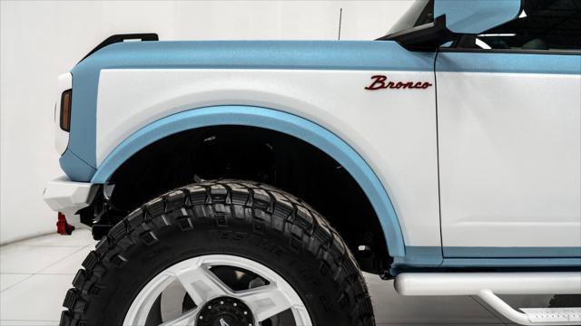 Used 2025 Ford Bronco RETRO image 13