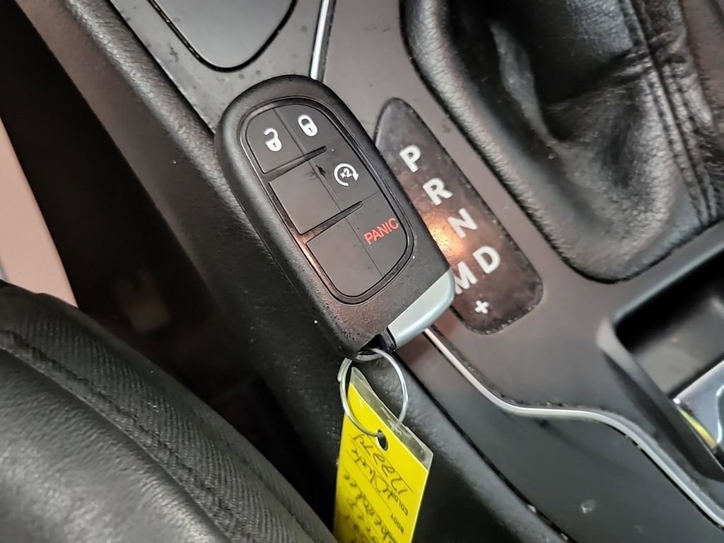 Used 2021 Jeep Cherokee Latitude Lux w/ Comfort/Convenience Group image 53