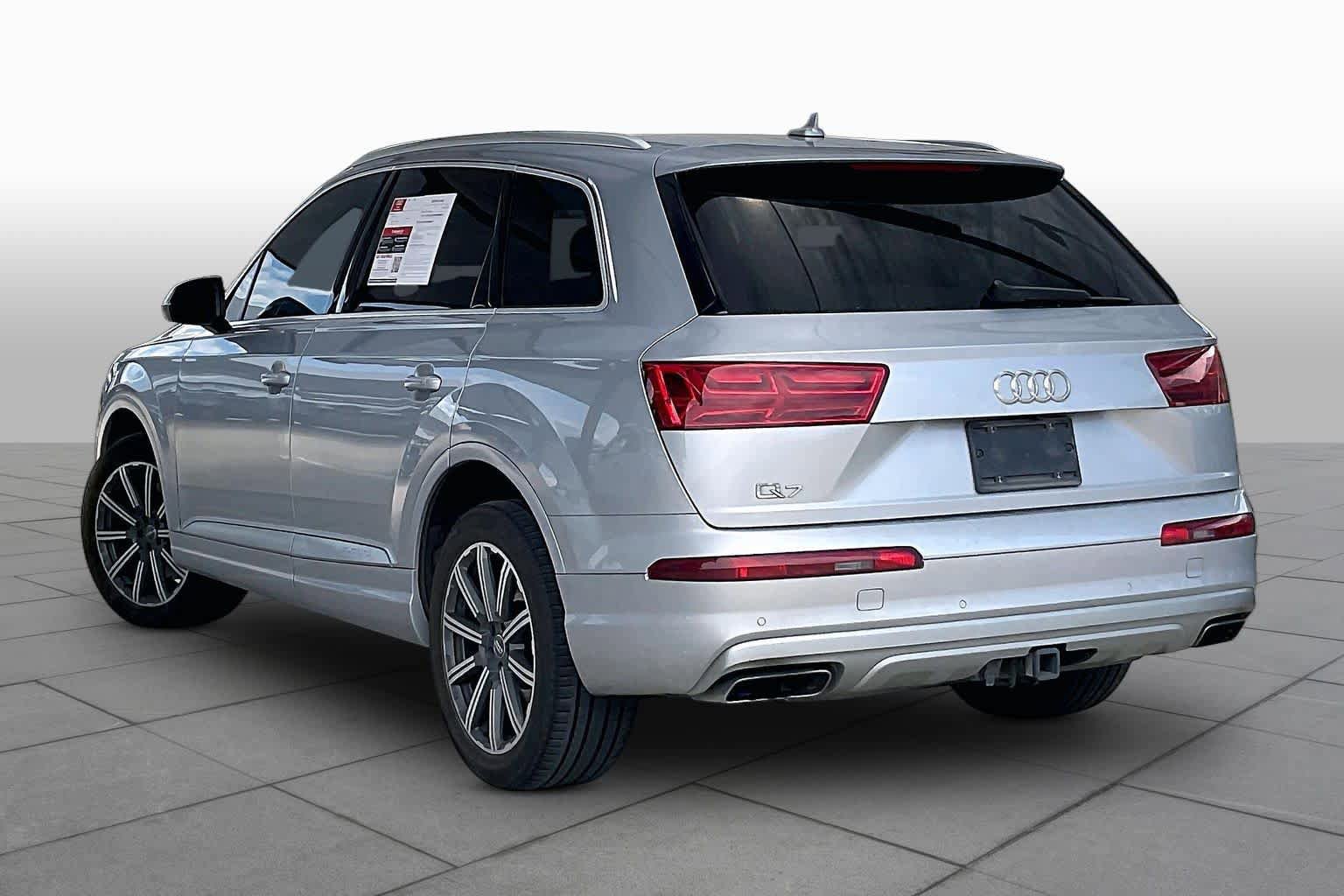 Used 2019 Audi Q7 3.0T Premium Plus w/ Premium Plus Package AWD/4WD image 11