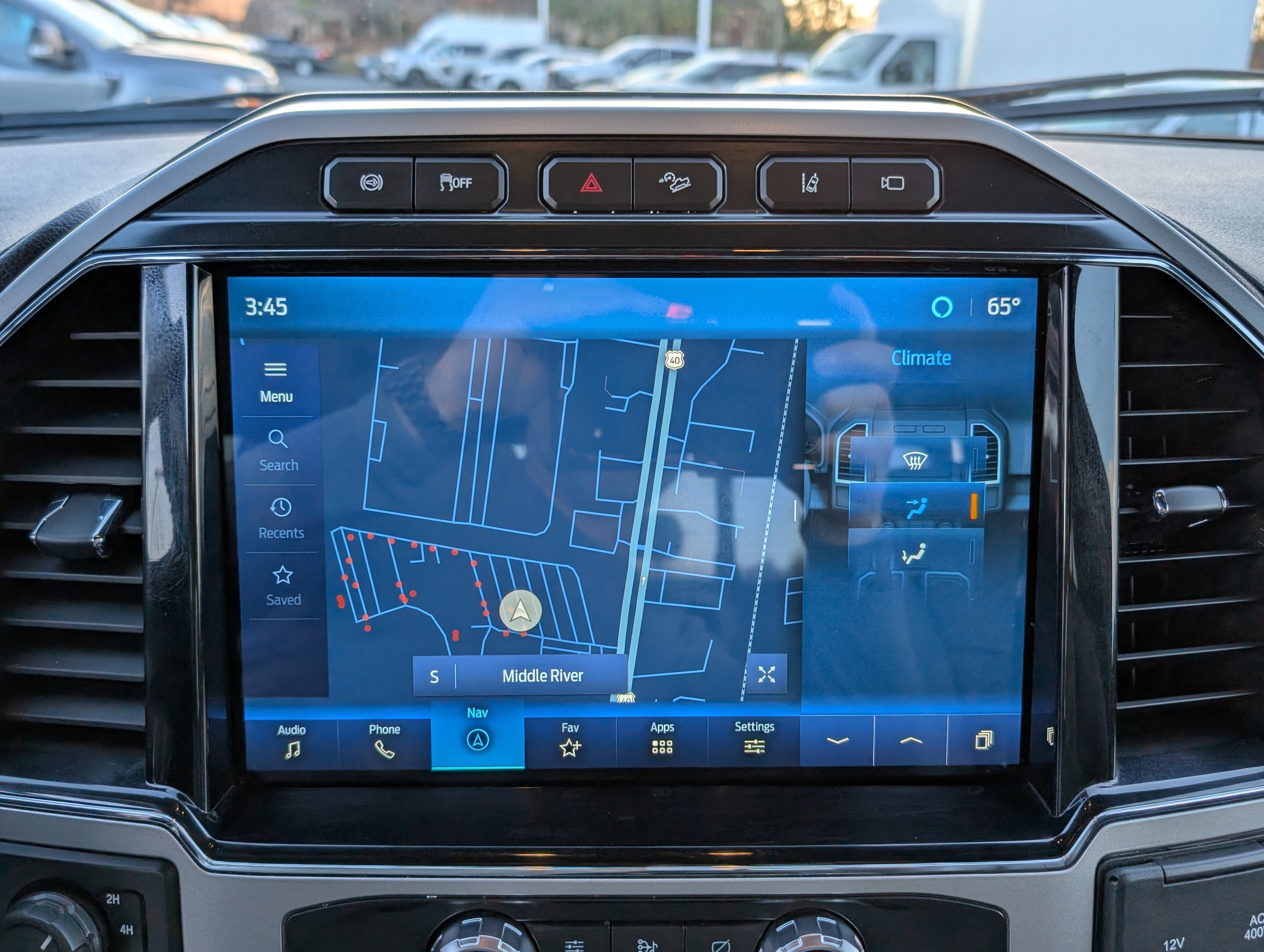 Used 2022 Ford F250 Lariat w/ Black Appearance Package image 30