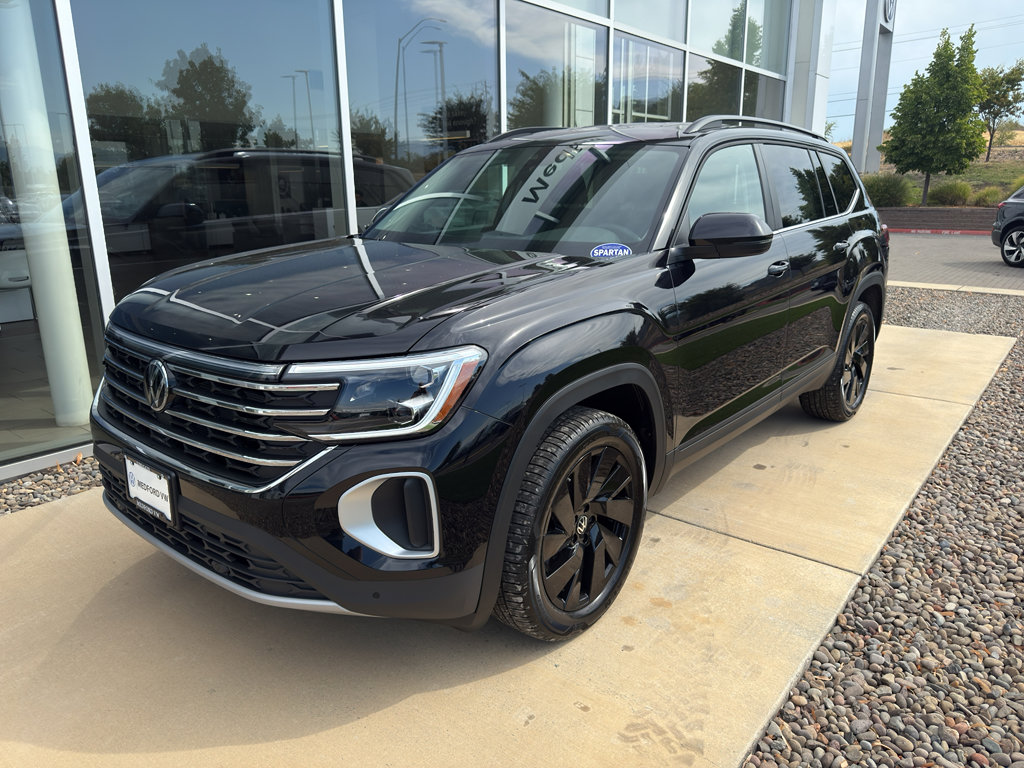 New 2026 Volkswagen Atlas SE image 1