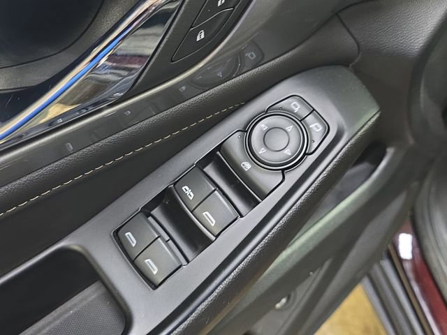 Used 2023 Chevrolet Traverse LT w/ LPO, Floor Liner Package image 33