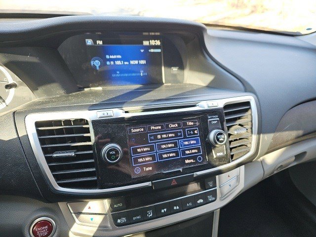 Used 2015 Honda Accord EX-L image 22