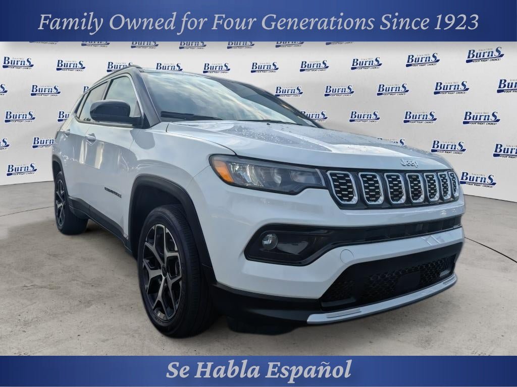 Used 2025 Jeep Compass Limited AWD/4WD image 1