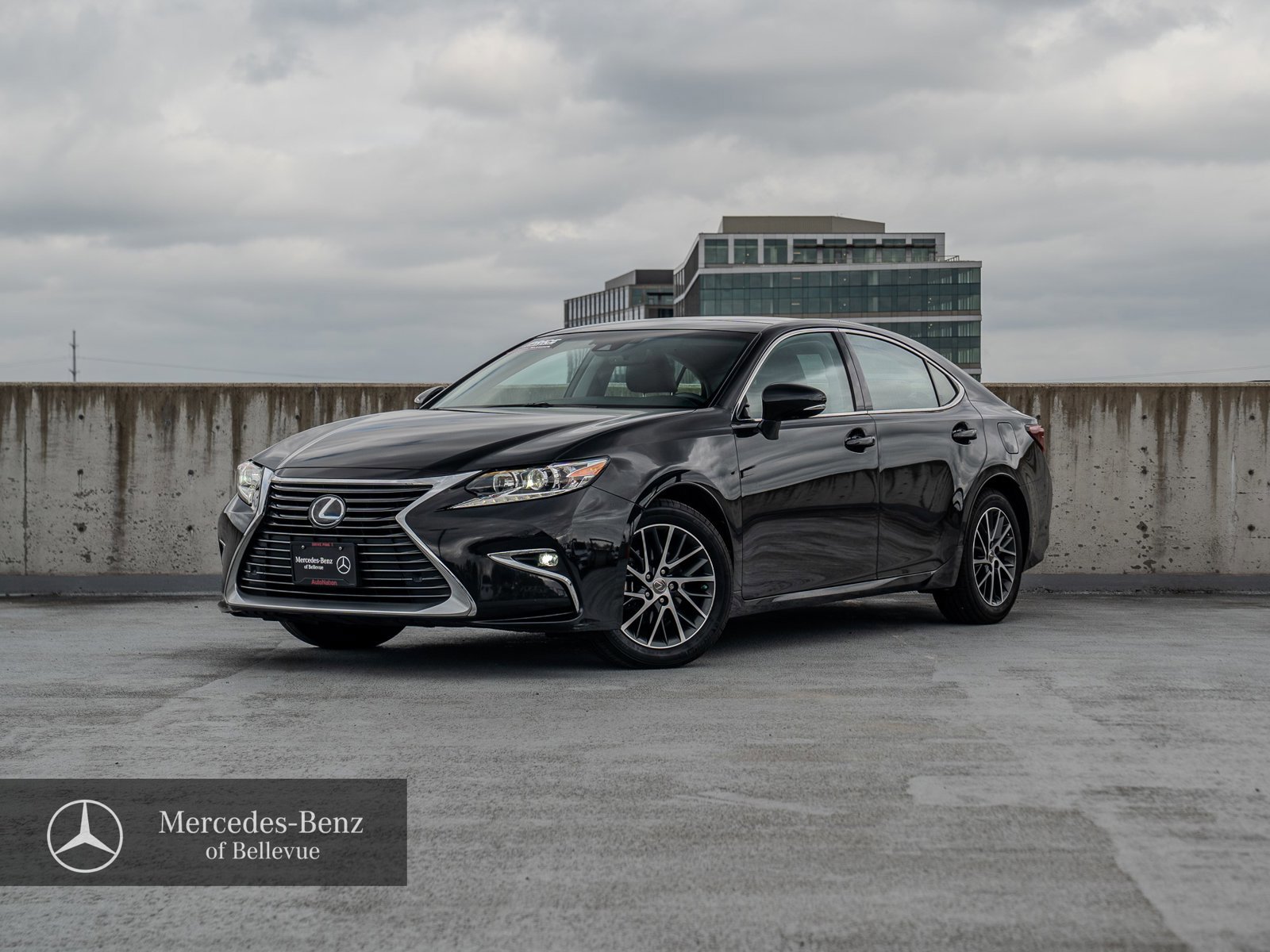 Used 2017 Lexus ES 350 w/ Navigation System Package FWD image 1
