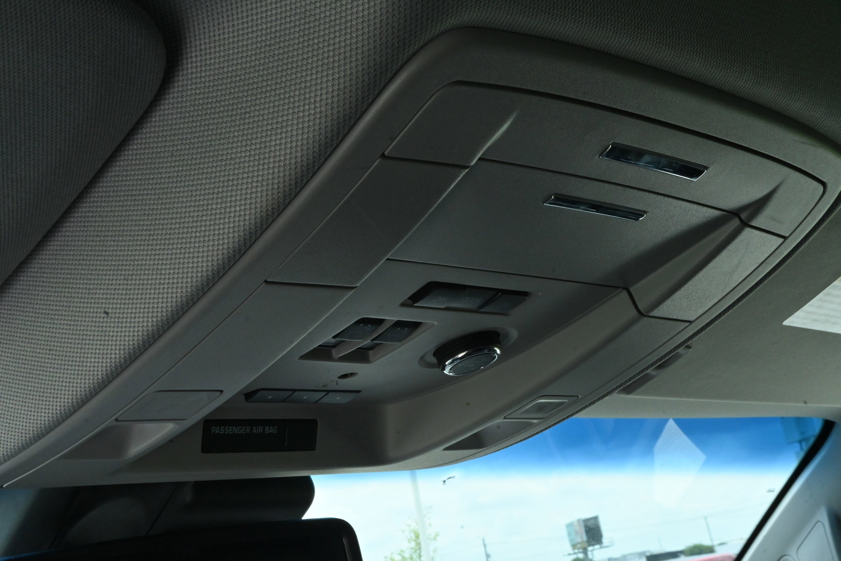 Used 2019 GMC Yukon XL SLT w/ Premium Edition RWD image 27