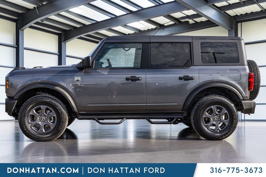 Used 2024 Ford Bronco Big Bend AWD/4WD image 3