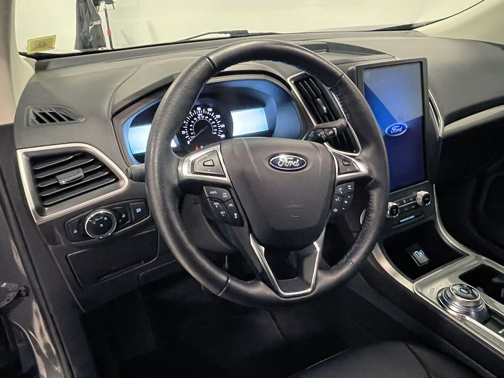 Used 2024 Ford Edge SEL image 19