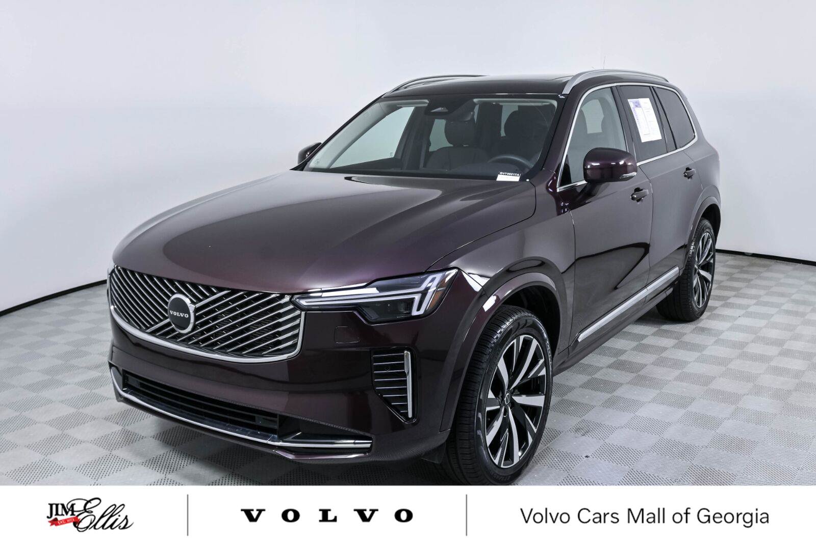 Used 2025 Volvo XC90 B6 Core w/ Climate Package AWD/4WD image 1