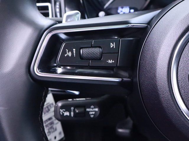 New 2024 Porsche Macan image 26