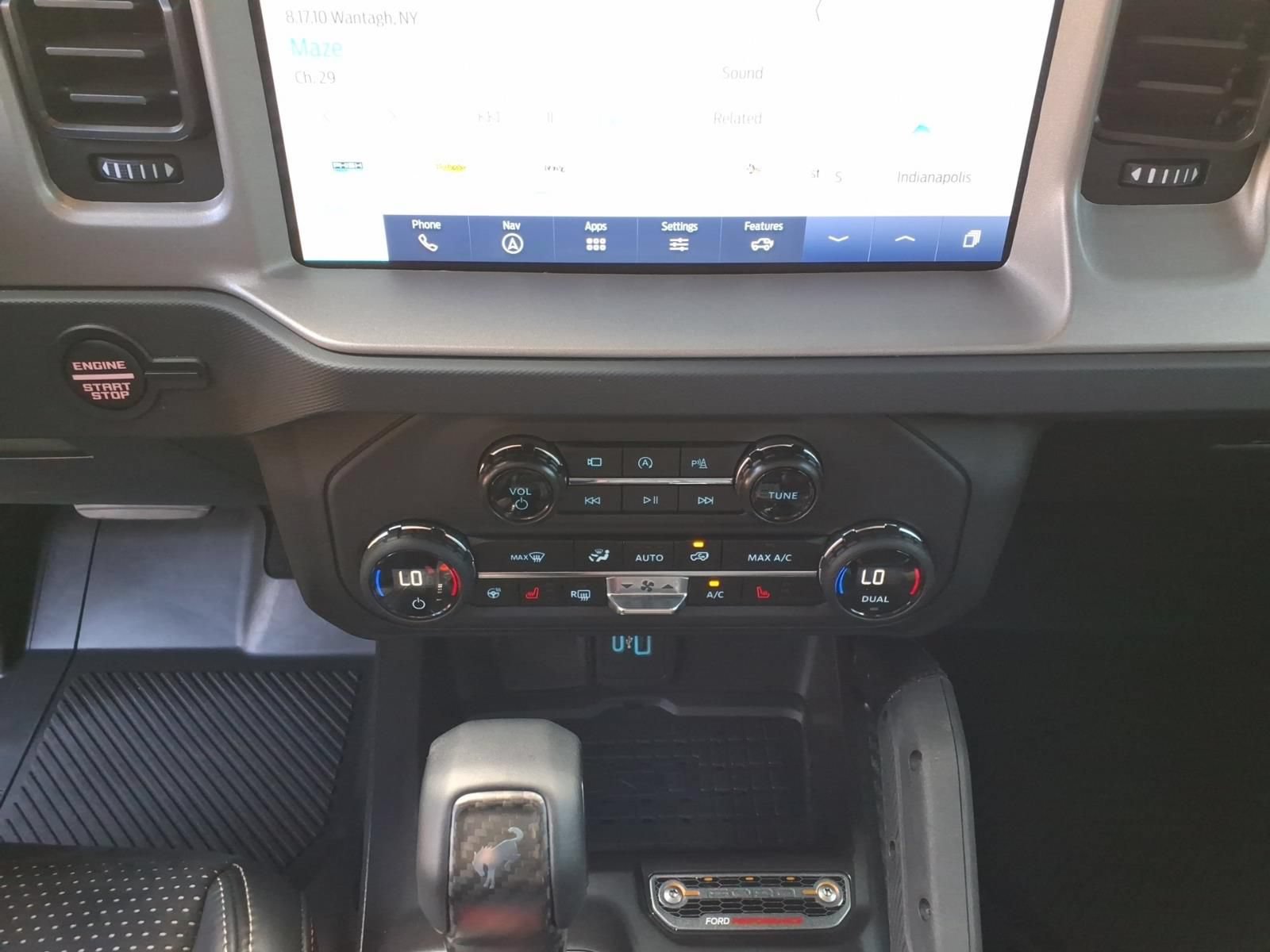 Used 2024 Ford Bronco Raptor w/ Interior Carbon Fiber Pack 6 AWD/4WD image 27