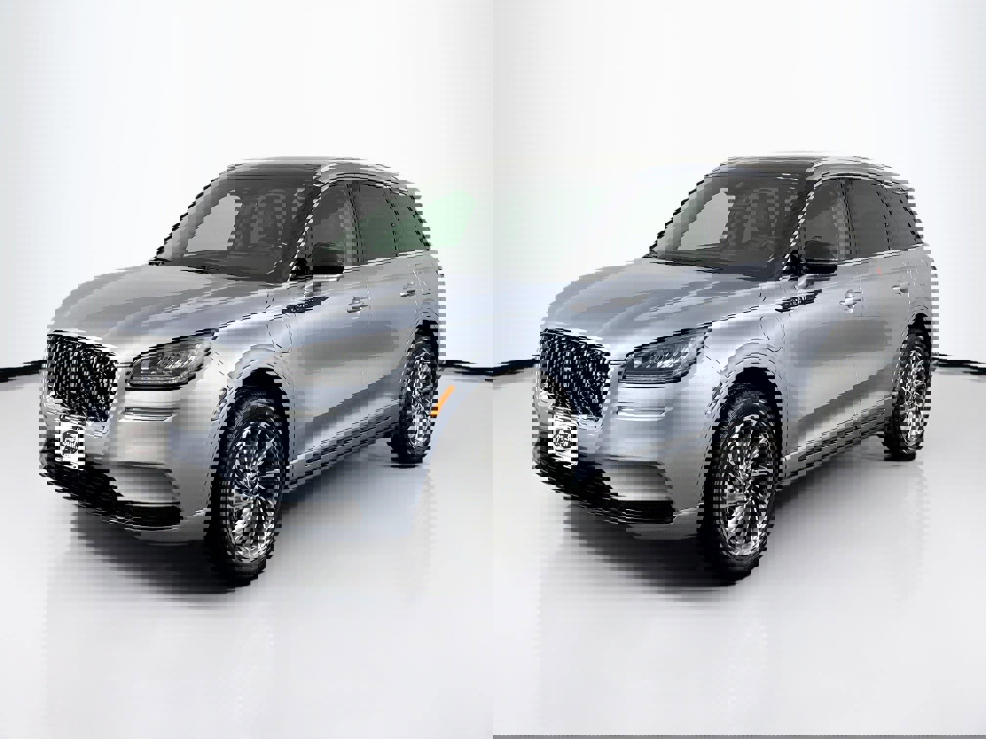 Used 2022 Lincoln Corsair Grand Touring w/ Towing Package image 6