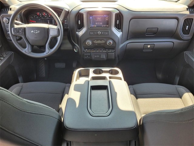 Used 2025 Chevrolet Silverado 2500 Custom w/ Custom Value Package image 20