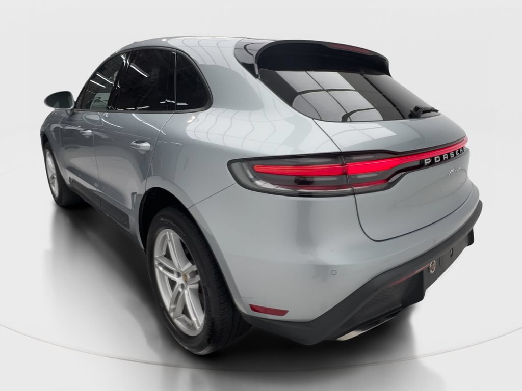 Used 2022 Porsche Macan AWD/4WD image 10