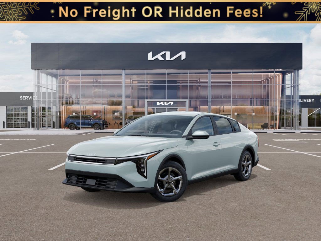 New 2026 Kia K4 LXS