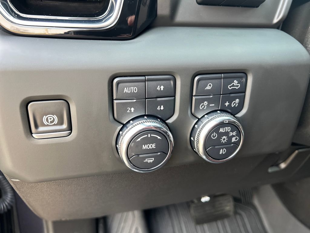 Certified 2025 GMC Sierra 2500 Denali Ultimate image 23