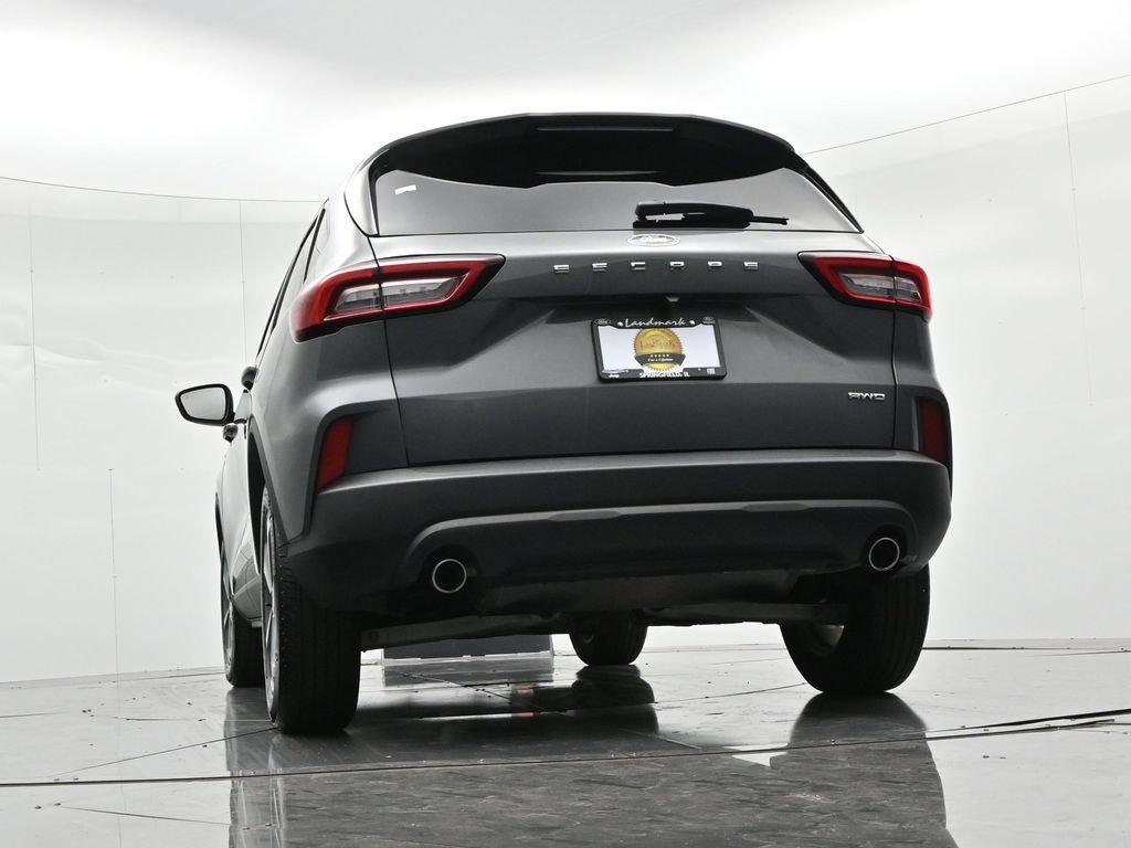 Certified 2025 Ford Escape ST-Line AWD/4WD image 21