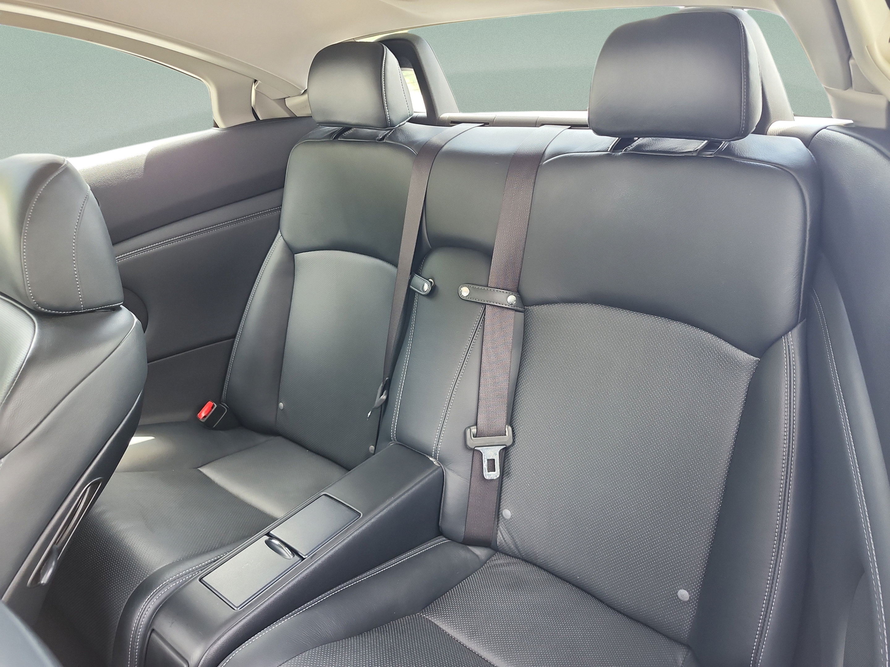 Used 2012 Lexus IS 350C w/ Luxury Pkg RWD image 17