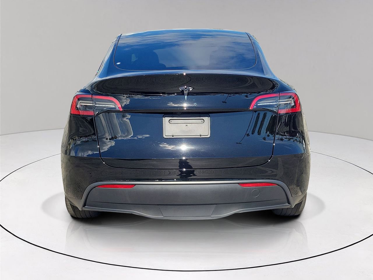 Used 2024 Tesla Model Y Long Range image 5