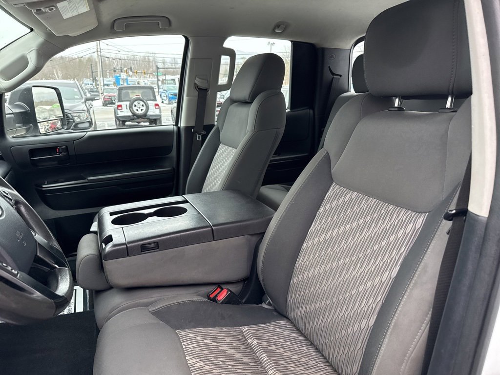 Used 2018 Toyota Tundra SR image 19