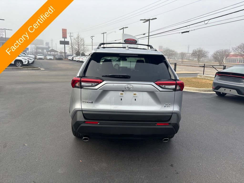 Used 2025 Toyota RAV4 XLE image 4